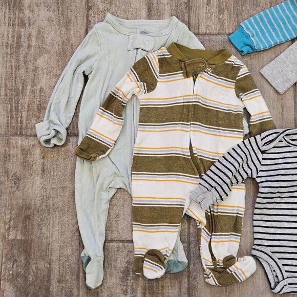 Newborn Baby Boy Clothes Lot of 14 Mixed Styles Pajamas One Piece Pants Bundle - Picture 2 of 8